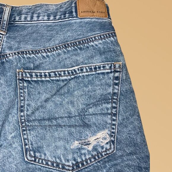 American Eagle Acid Wash Distressed 90s Boyfriend Denim Shorts Size 6 #135 - Picture 8 of 8